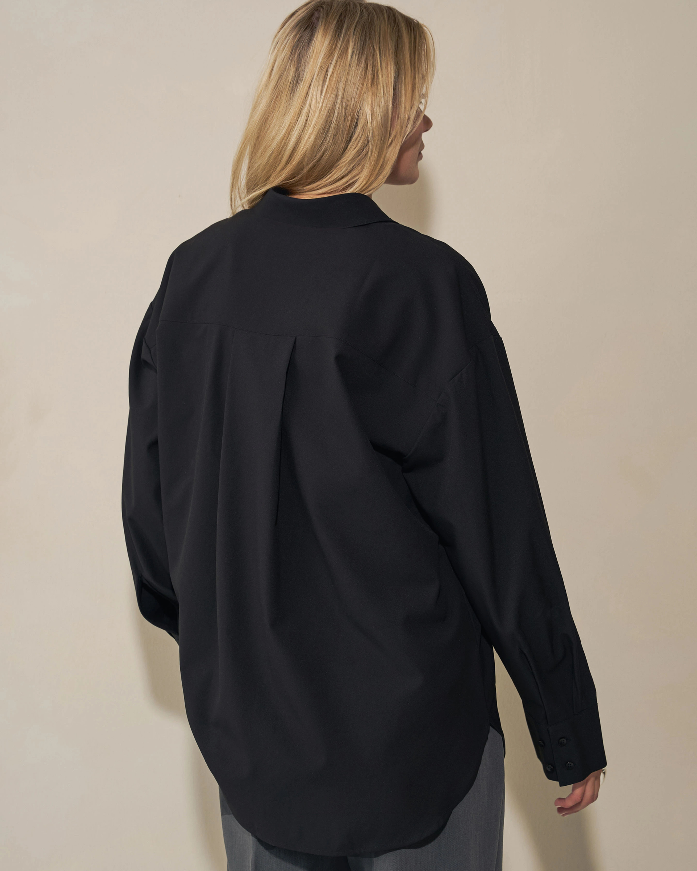 Gen 1: Loose fit Blouse - Black