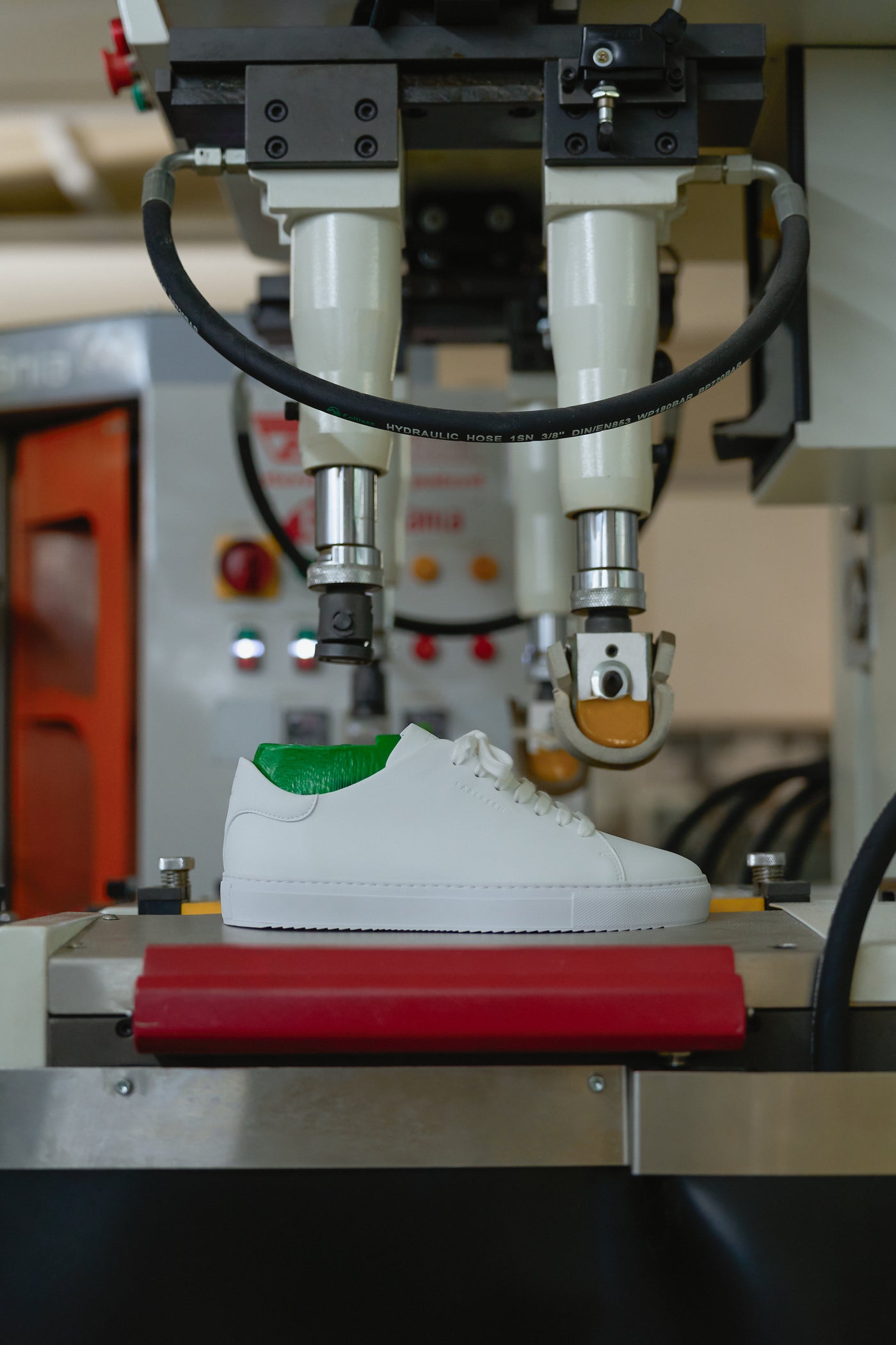 ZETA Sneaker White